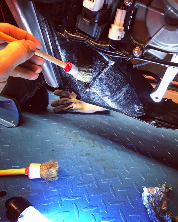 C506C5E8-14D3-411A-ADD8-1988C3FA52DF.thu