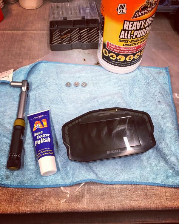 E3994B4B-3A0F-4024-81C2-7A3FC9961C6D.thu