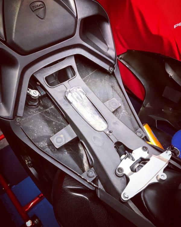 FB3268A5-7E72-4AAE-9AC2-7DF33272CC03.thu