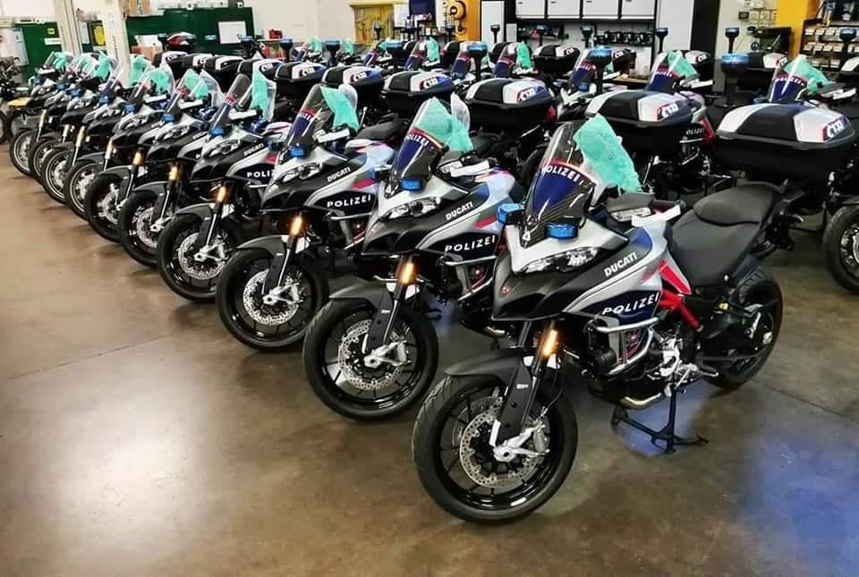 Offtpic Polizei Motorrad Österreich - Allgemeine Diskussion (Offtopic) - Duc-hub