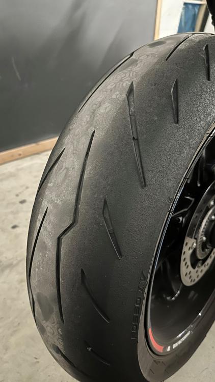 Rosso IV Pani M1000R.jpg